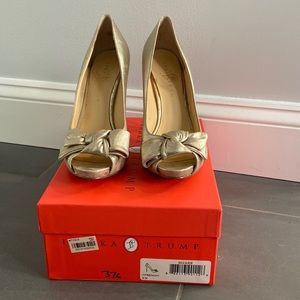 Ivanka Trump Gold Peep Toe Pumps Size 8